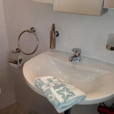 Patrizia With A Fantastic View Of Maggiore And The Pool