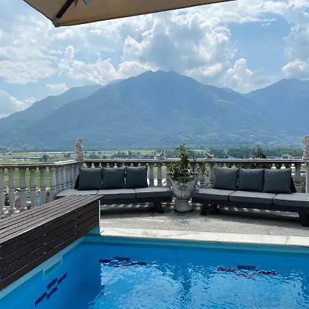 Patrizia With A Fantastic View Of Maggiore And The Pool Villa *