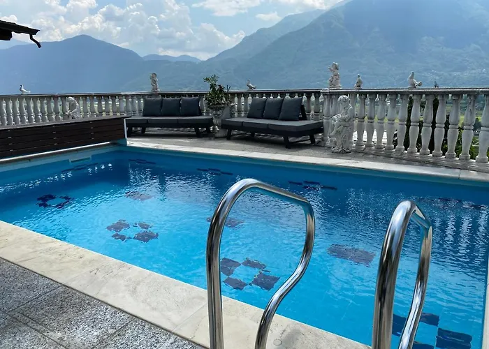 Patrizia With A Fantastic View Of Maggiore And The Pool *