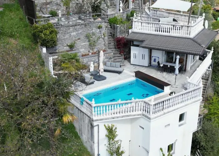 Villa Patrizia With A Fantastic View Of Maggiore And The Pool Gordola