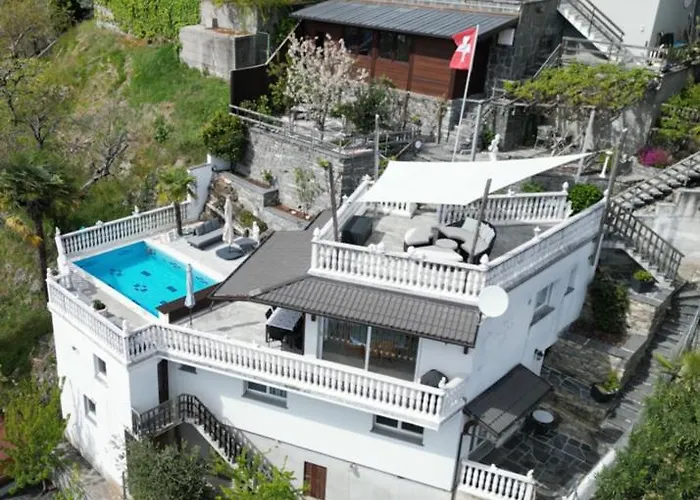 Patrizia With A Fantastic View Of Maggiore And The Pool Gordola