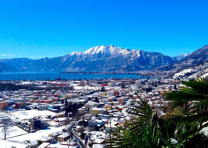 Patrizia With A Fantastic View Of Maggiore And The Pool Villa